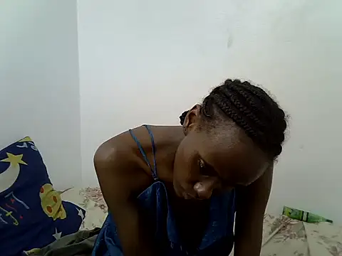 Snapshot of Beutypetite1 chatting on July 2026 08:11:02 PM Beutypetite1 online show from July 2026 08:11:02 PM