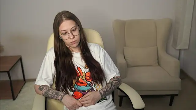 ClarisaBuress online show from June 2026 09:51:01 AM