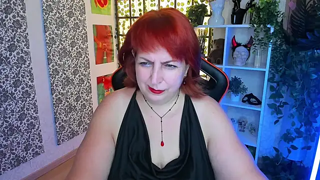 Joana Woods online show from August 2026 02:13:02 AM