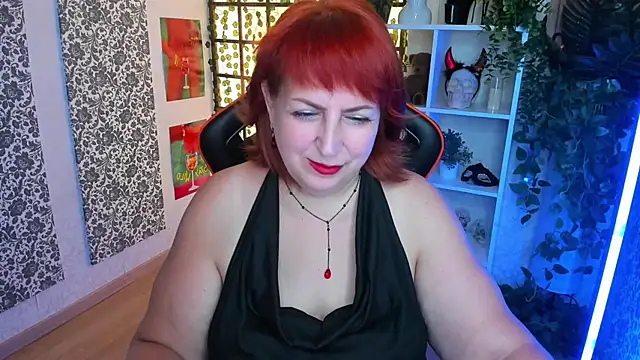 Joana Woods online show from August 2026 03:23:02 AM