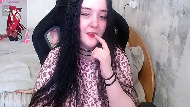 Snapshot of your_8a8y chatting on July 2026 02:52:01 PM your 8a8y online show from July 2026 02:52:01 PM