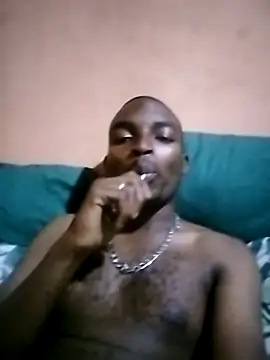 Snapshot of MpheYonaMommy chatting on June 2026 04:04:02 PM MpheYonaMommy online show from June 2026 04:04:02 PM
