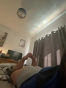 Snapshot of prettypink_05 chatting on June 2026 01:48:02 PM prettypink 05 online show from June 2026 01:48:02 PM