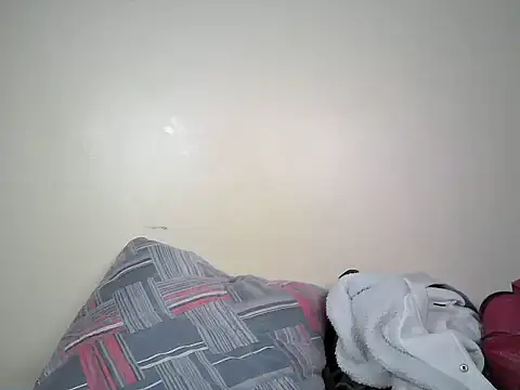 Snow eye online show from June 2026 11:47:02 AM