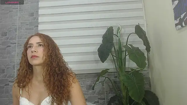 Snapshot of BiancaMontiel chatting on July 2026 08:16:02 PM BiancaMontiel online show from July 2026 08:16:02 PM