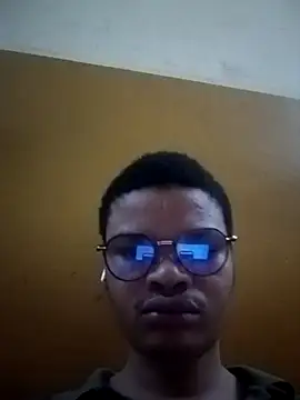 Snapshot of ledegamera chatting on June 2026 01:19:02 AM ledegamera online show from June 2026 01:19:02 AM