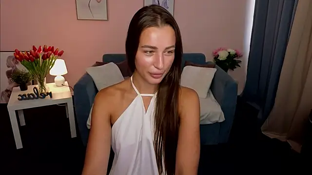 Snapshot of KateBliss chatting on June 2026 02:05:01 PM KateBliss online show from June 2026 02:05:01 PM