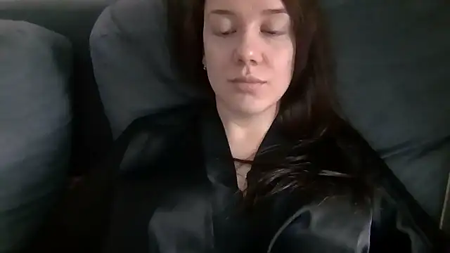Snapshot of Nivella chatting on June 2026 09:03:02 AM Nivella online show from June 2026 09:03:02 AM