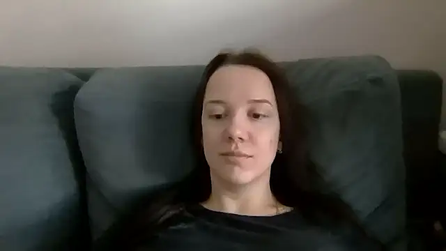 Snapshot of Nivella chatting on June 2026 08:52:01 AM Nivella online show from June 2026 08:52:01 AM
