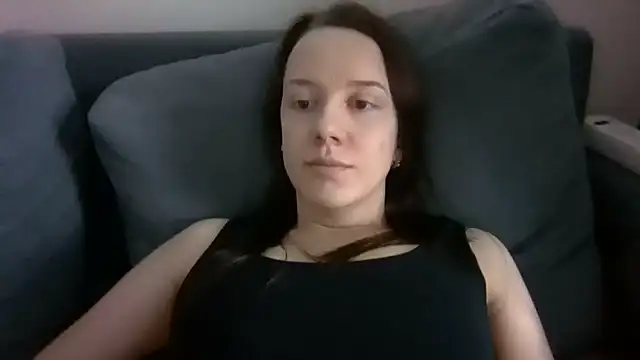 Snapshot of Nivella chatting on July 2026 10:17:01 AM Nivella online show from July 2026 10:17:01 AM
