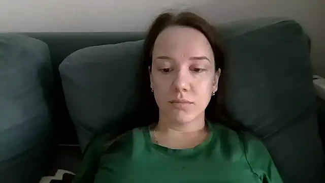 Snapshot of Nivella chatting on July 2026 11:25:02 AM Nivella online show from July 2026 11:25:02 AM