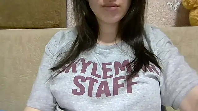Snapshot of Nivella chatting on July 2026 06:34:02 PM Nivella online show from July 2026 06:34:02 PM