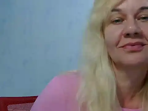 Ravelynni online show from June 2026 08:25:02 PM