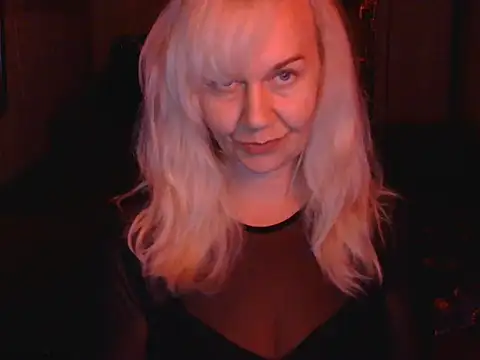 Ravelynni online show from July 2026 04:03:02 PM