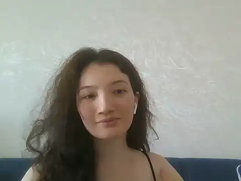Snapshot of Calenyagi chatting on July 2026 02:46:02 AM Calenyagi online show from July 2026 02:46:02 AM