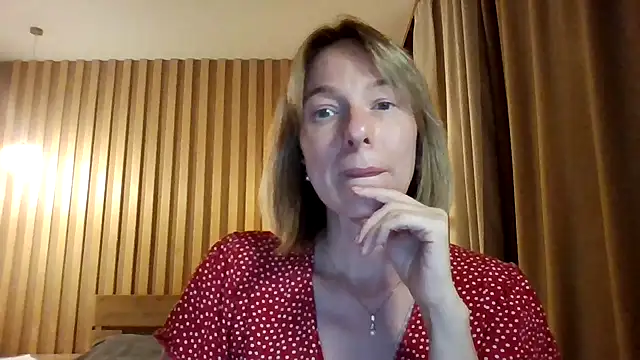 Deloriada online show from July 2026 03:58:01 PM