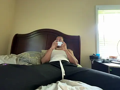 Charmingswoleking online show from June 2026 10:22:01 PM