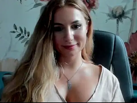 SweetLissi online show from August 2026 05:15:01 PM