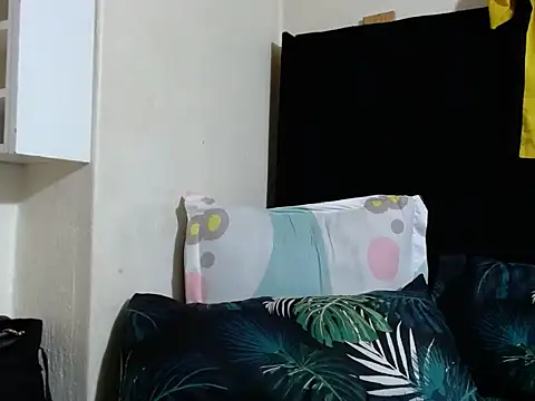 creamyslender23 online show from July 2026 08:58:01 PM