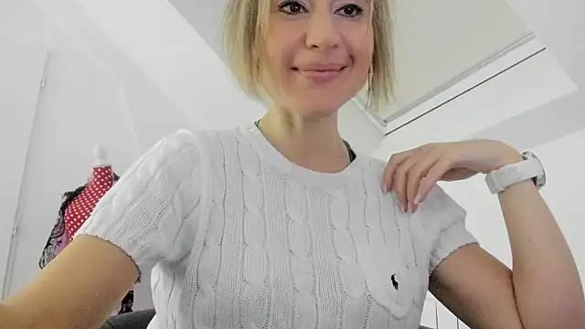 Ssoniaaa online show from January 2025 08:53:02 AM