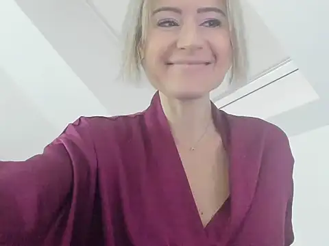 Ssoniaaa online show from February 2025 10:29:01 AM