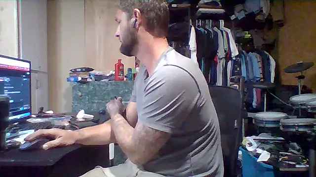 Snapshot of midwestkinkster580 chatting on July 2026 05:35:01 AM midwestkinkster580 online show from July 2026 05:35:01 AM