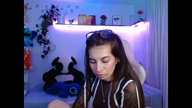 fresita hot  4 online show from June 2026 12:04:02 AM