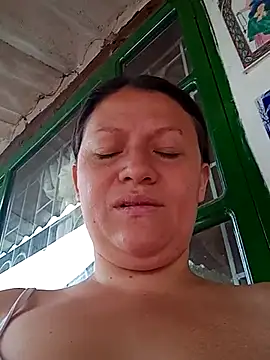 Snapshot of katiia_2 chatting on June 2026 04:08:02 PM katiia 2 online show from June 2026 04:08:02 PM