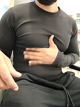 Snapshot of 8inch_hunk19 chatting on June 2026 01:28:02 PM 8inch hunk19 online show from June 2026 01:28:02 PM