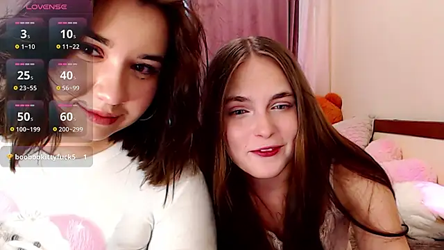 Viviaaan n online show from July 2026 12:52:02 PM
