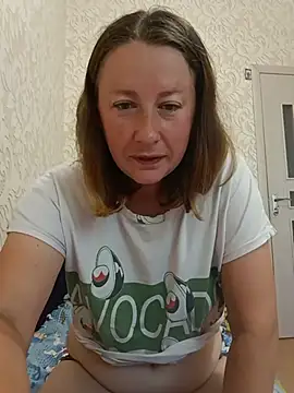 Karina2137 online show from June 2026 04:30:02 AM