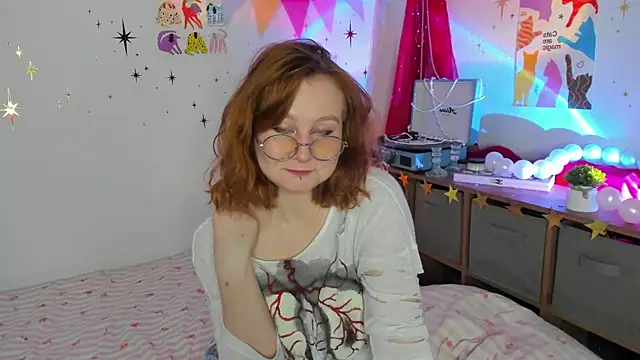 AnneBois online show from June 2026 06:23:01 PM