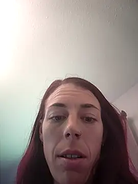 Snapshot of Elliehopp chatting on July 2026 06:43:01 PM Elliehopp online show from July 2026 06:43:01 PM