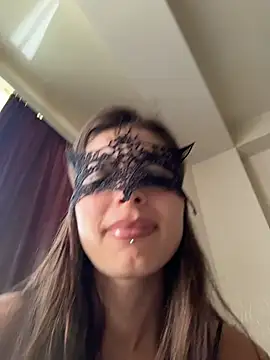 Mia Cannon online show from June 2026 10:21:01 AM