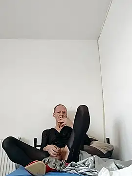Snapshot of TimeaKocsis1971 chatting on July 2026 11:35:01 AM TimeaKocsis1971 online show from July 2026 11:35:01 AM