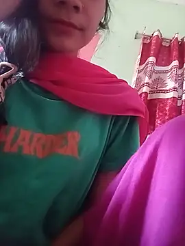 Snapshot of Nadiya56 chatting on June 2026 03:11:01 AM Nadiya56 online show from June 2026 03:11:01 AM