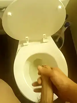 Snapshot of Rain13_Lil-if56 chatting on September 2025 06:54:01 PM Rain13 Lil-if56 online show from September 2025 06:54:01 PM