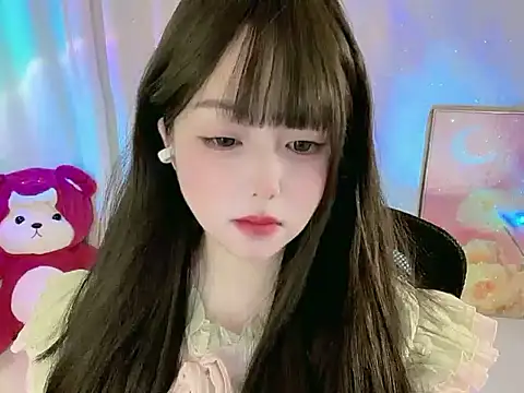 Flies12 online show from June 2026 09:32:02 PM
