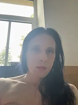 Snapshot of valeriebohm chatting on July 2026 05:12:02 PM valeriebohm online show from July 2026 05:12:02 PM