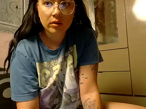 Snapshot of Virtualvixen8 chatting on July 2026 10:49:02 PM Virtualvixen8 online show from July 2026 10:49:02 PM