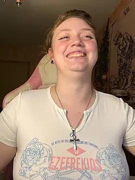 Snapshot of lily_shamy chatting on July 2026 07:07:01 PM lily shamy online show from July 2026 07:07:01 PM