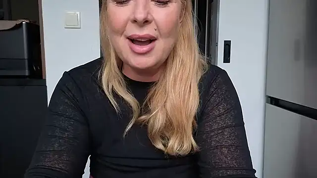 TammyJeann online show from September 2025 07:08:02 AM