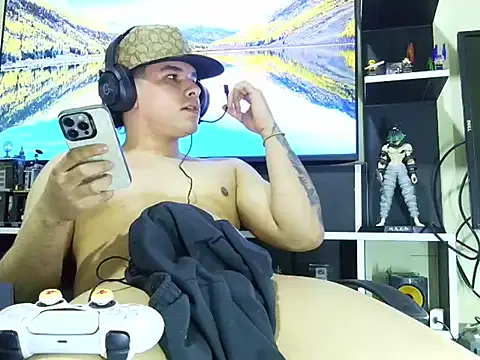Snapshot of Javi_bermuzzi chatting on July 2026 11:33:02 PM Javi bermuzzi online show from July 2026 11:33:02 PM