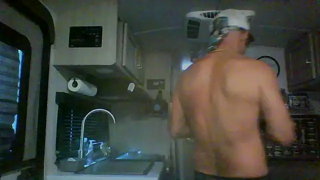 Snapshot of Reelg21 chatting on July 2026 02:46:01 PM Reelg21 online show from July 2026 02:46:01 PM