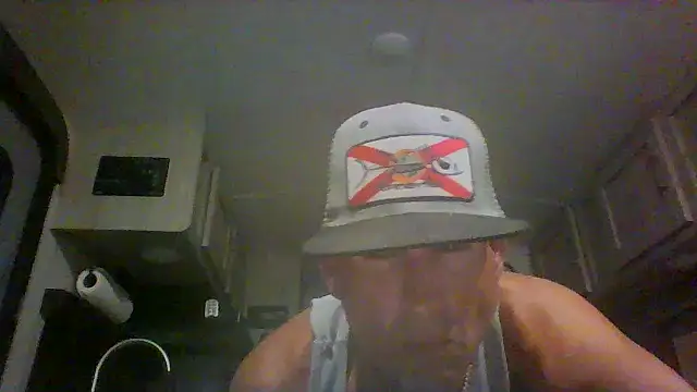 Snapshot of Reelg21 chatting on July 2026 09:09:01 AM Reelg21 online show from July 2026 09:09:01 AM