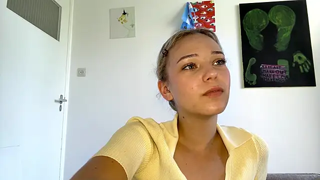Snapshot of Kassejent chatting on July 2026 11:23:01 AM Kassejent online show from July 2026 11:23:01 AM