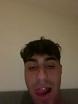 Snapshot of alessio2026xx chatting on July 2026 11:12:02 PM alessio2026xx online show from July 2026 11:12:02 PM
