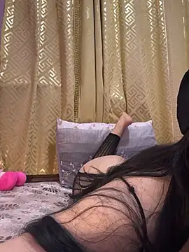 Snapshot of Quen_rima_sexy chatting on July 2026 10:20:01 PM Quen rima sexy online show from July 2026 10:20:01 PM