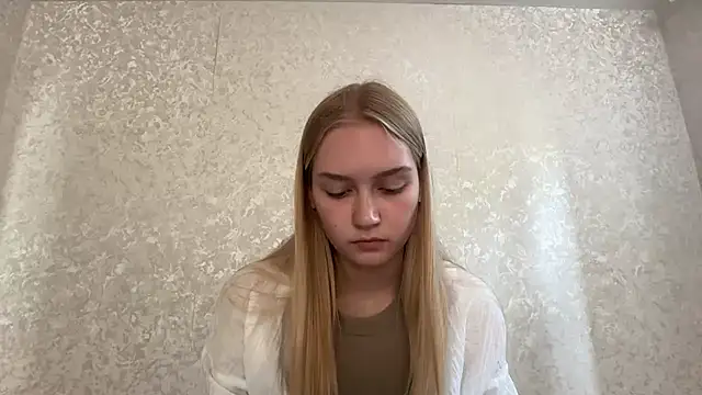 Snapshot of blondegirl2026 chatting on July 2026 09:02:01 AM blondegirl2026 online show from July 2026 09:02:01 AM