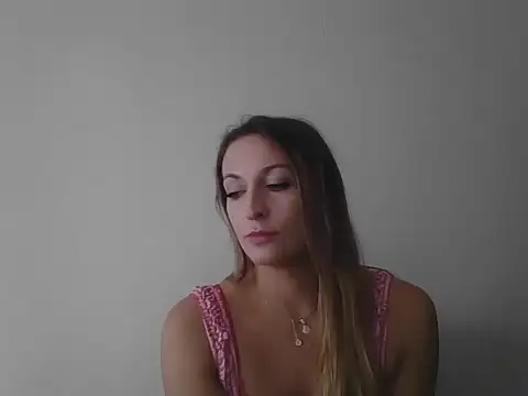 LucyFemme online show from July 2026 01:15:02 PM